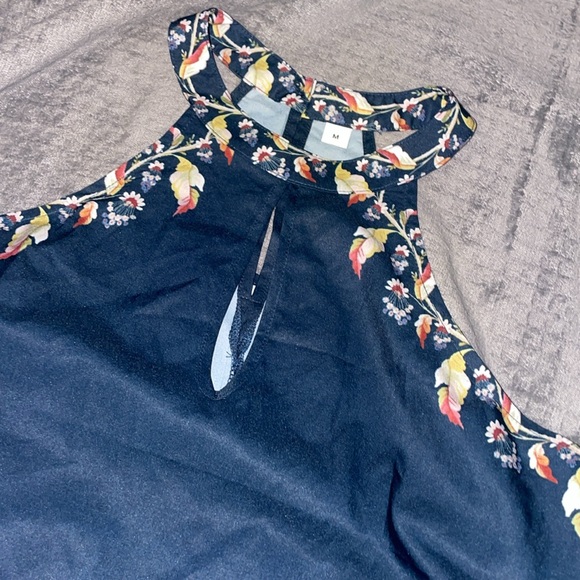 Blue and floral dress - Picture 2 of 2